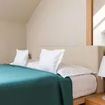 Roset & 4* Братислава