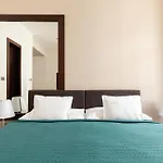 Szálloda Roset &