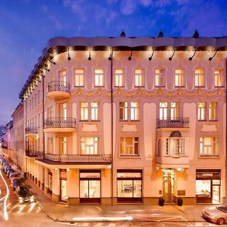 Отель Roset & 4*