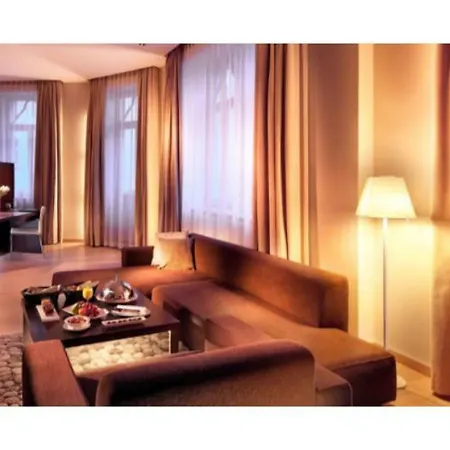 Roset & 4* Братислава