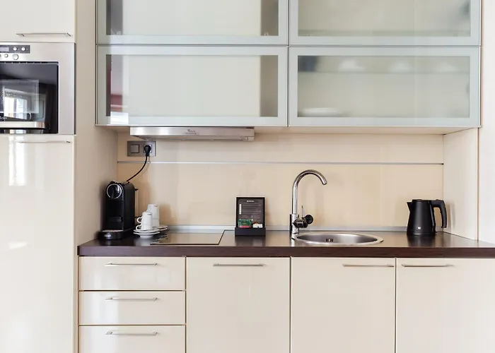 Готель Roset &