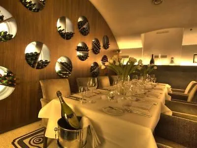 Roset & Готель 4*