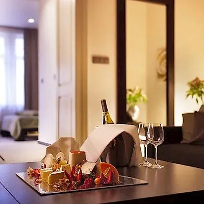 Roset & Hotel Bratislava