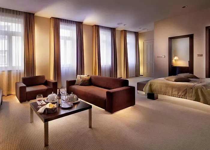 Roset & 4* Bratislava