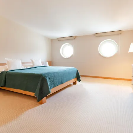 Roset & Hotel 4*