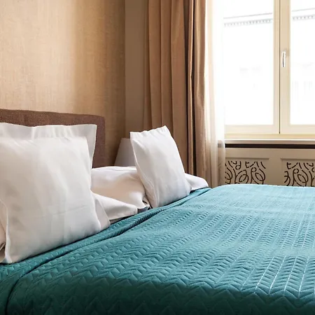 Roset & 4* Bratislava