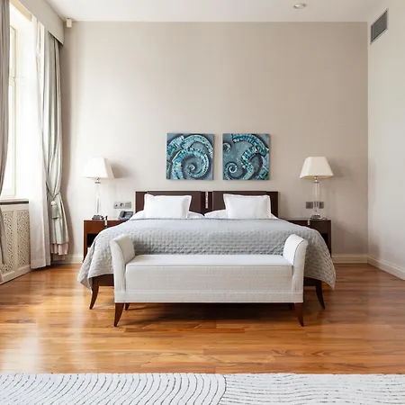 Hotel Roset &