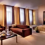 Roset Hotel&residence Hotel